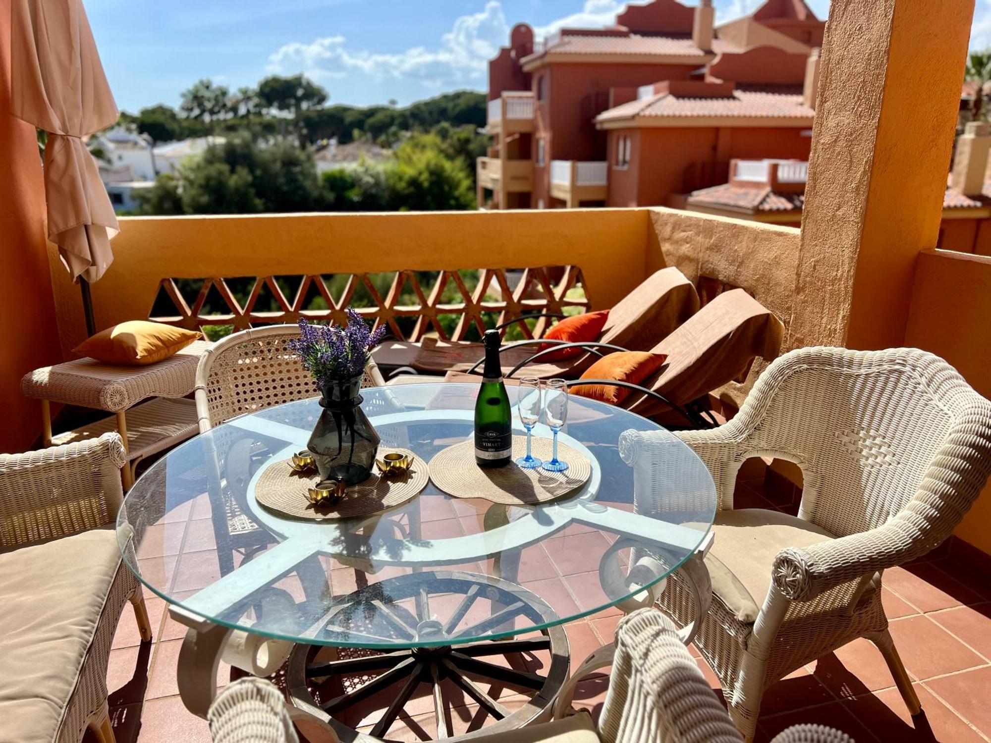 2 Bedroom Apartment Marbella East - La Reserva De Marbella Exterior foto